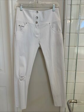 Freddy High-Waist White Button-Fly Jeans